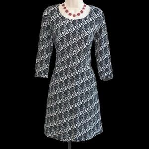 41 Hawthorn Monochrome Geometric Long Sleeve Dress